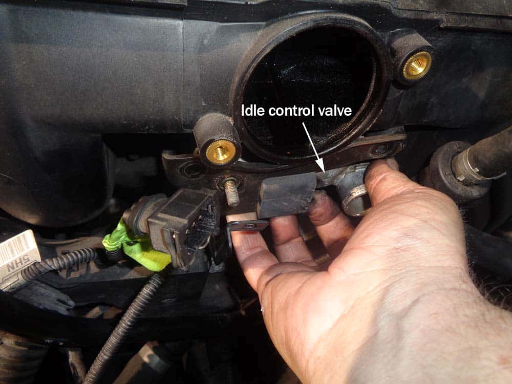 See U1536 repair manual